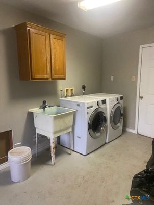 Interior, Washer