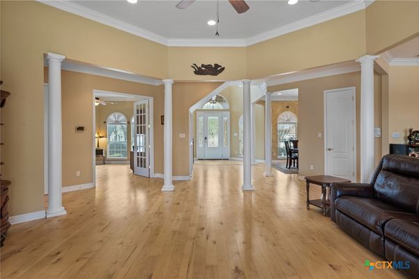 Interior, Recessed Lighting, Wood Texture Flooring