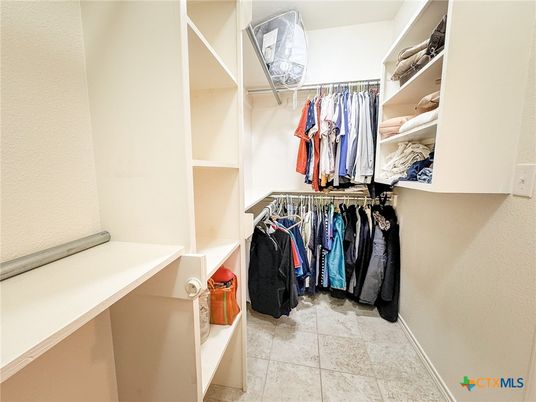 Interior, Walk-in Closets