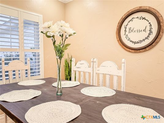 Dining room, Interior