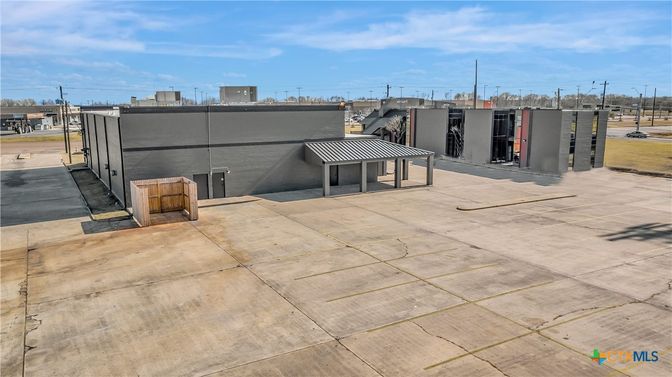 Backyard, Exterior, Water