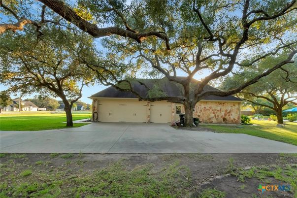 Backyard, Detached Garage, Exterior