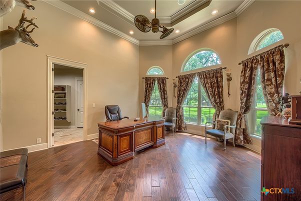 Home Office, Interior, Recessed Lighting, Wood Texture Flooring