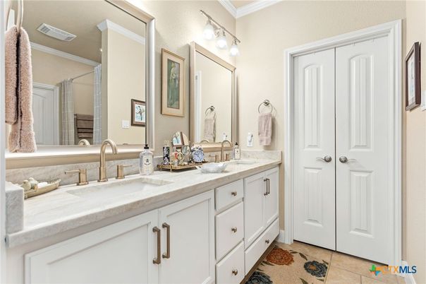Bathroom, Dual Sink Vanities, Interior, Tile Countertops