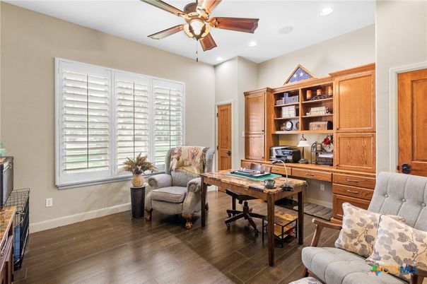 Home Office, Interior, Recessed Lighting, Wood Texture Flooring