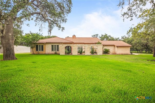 Attached, Backyard, Exterior, Facade, Ranch