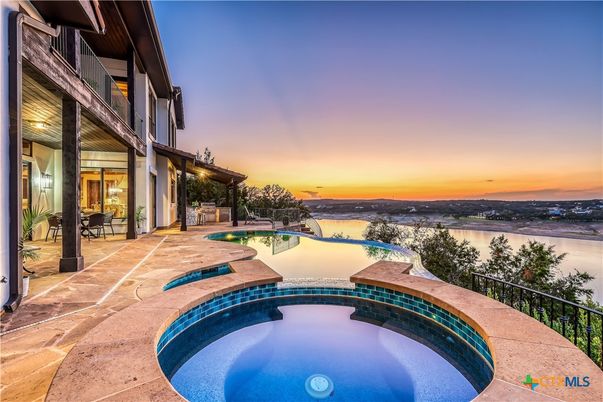 Exterior, Pool, Water