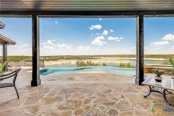 Exterior, Pool, Water