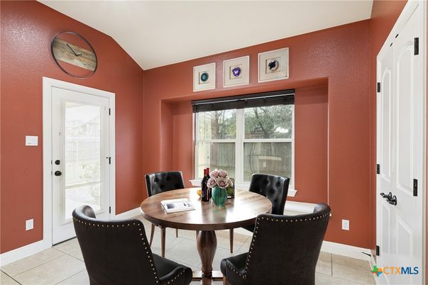 Dining room, Interior