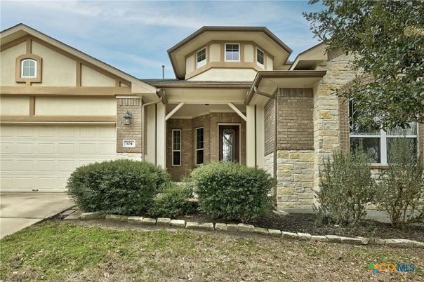 Attached, Exterior, Facade, Brick Facade, American Craftsman