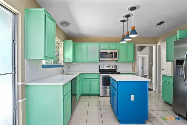 Interior, Kitchen, Pendant Lights, Stainless Steel Appliances