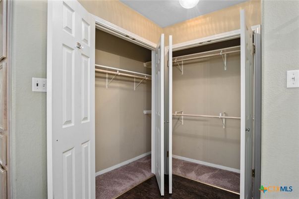Interior, Walk-in Closets