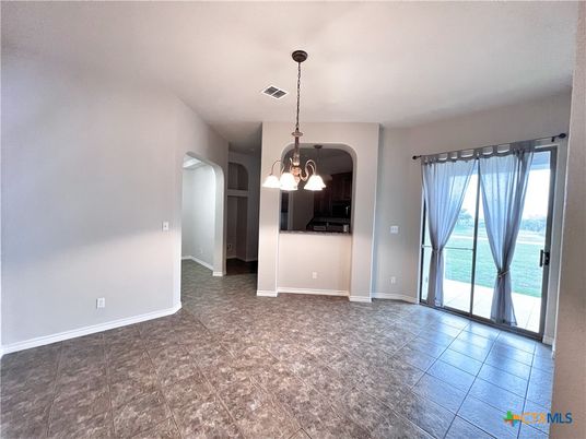 Empty room, Interior, Pendant Lights