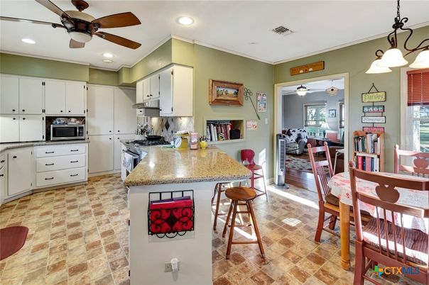 Dining room, Interior, Kitchen, Pendant Lights, Recessed Lighting