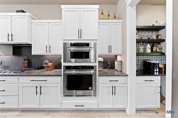 Interior, Kitchen, Stainless Steel Appliances
