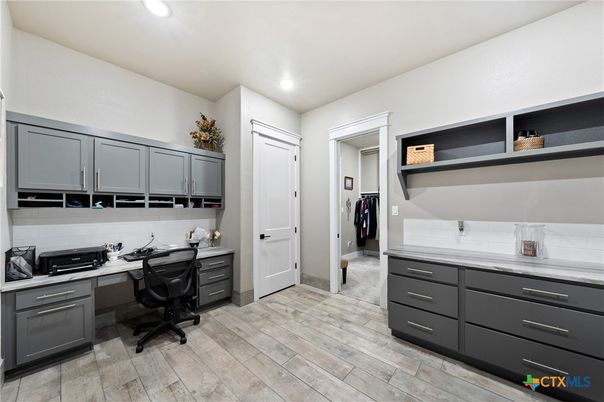 Home Office, Interior, Recessed Lighting, Wood Texture Flooring