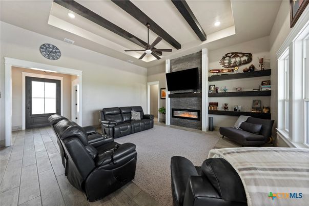 Fireplace, Interior, Living room, Recessed Lighting