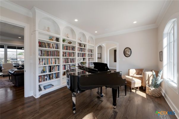 Interior, Living room, Piano, Recessed Lighting, Wood Texture Flooring