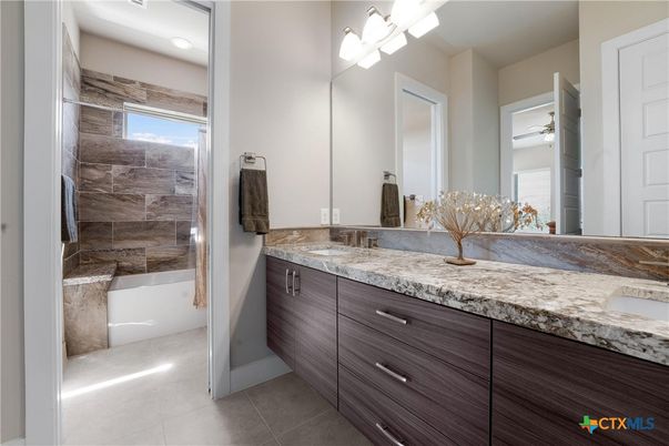 Bathroom, Dual Sink Vanities, Interior