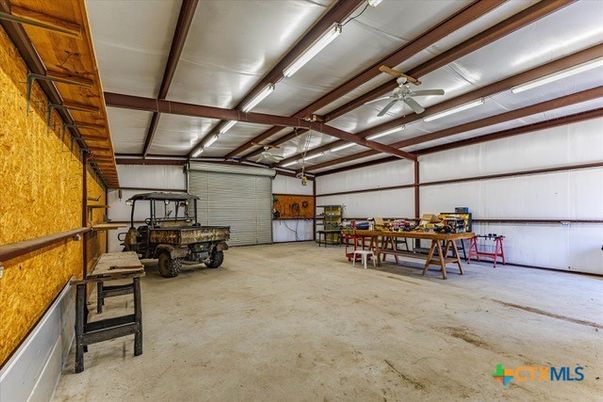 Garage, Interior
