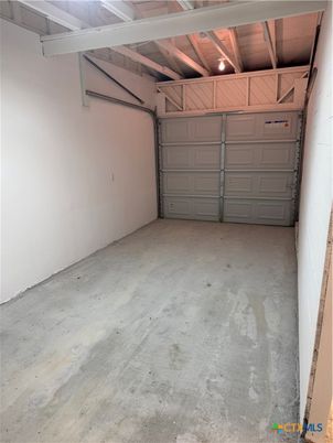 Garage, Interior, Wooden Beams, Wooden Ceilings