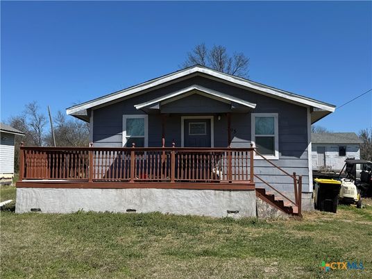 Exterior, Facade, American Craftsman