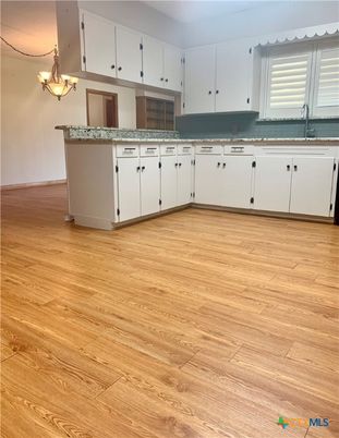Chandelier, Interior, Kitchen, Pendant Lights, Wood Texture Flooring
