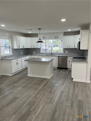 Interior, Kitchen, Pendant Lights, Recessed Lighting, Wood Texture Flooring