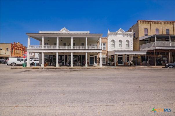 Exterior, Facade, Condo Building