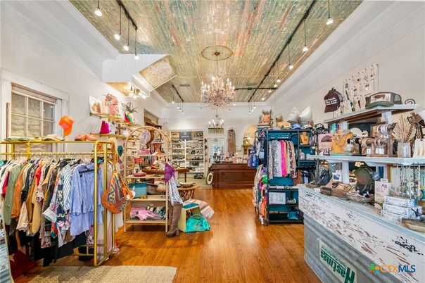 Chandelier, Interior, Recessed Lighting, Walk-in Closets, Wood Texture Flooring