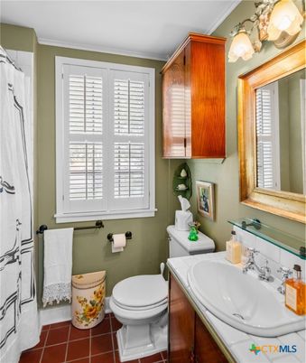 Bathroom, Interior