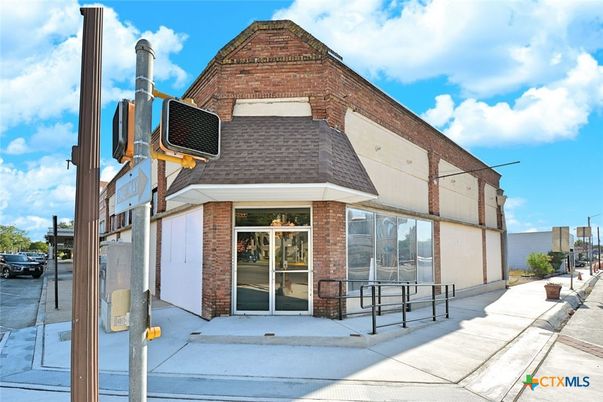 Exterior, Facade, Brick Facade, None