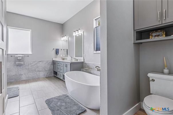 Bathroom, Dual Sink Vanities, Free Standing Baths, Interior