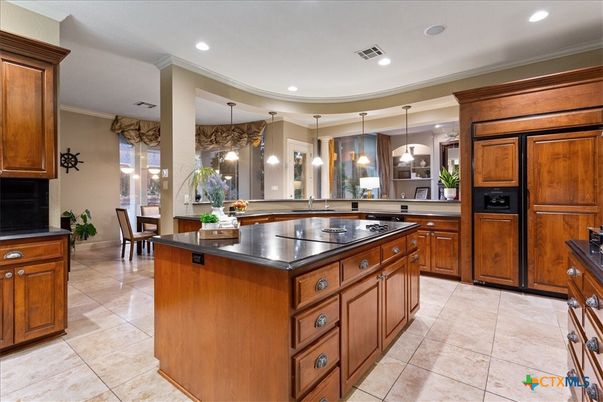 Dining room, Interior, Kitchen, Pendant Lights, Recessed Lighting