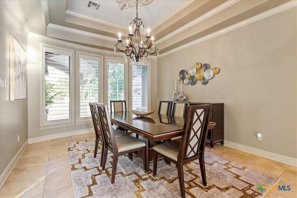 Chandelier, Dining room, Interior