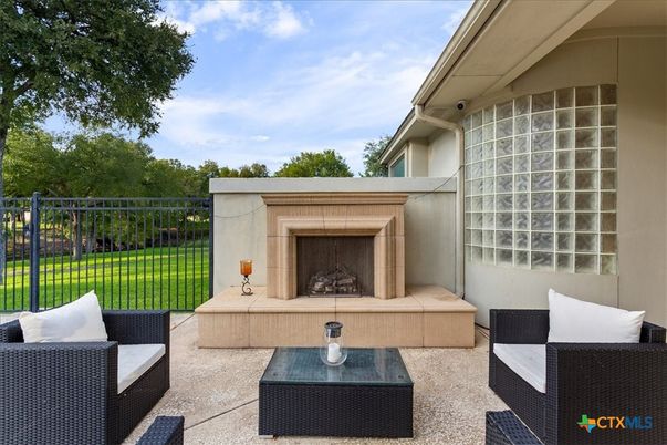 Exterior, Fireplace