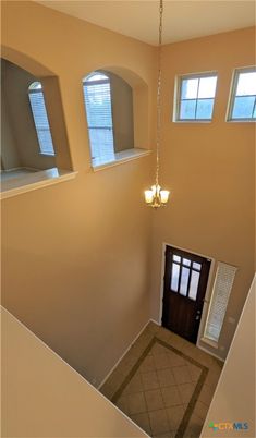 Chandelier, Interior