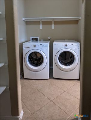 Interior, Washer