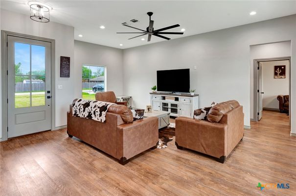 Interior, Living room, Recessed Lighting, Wood Texture Flooring