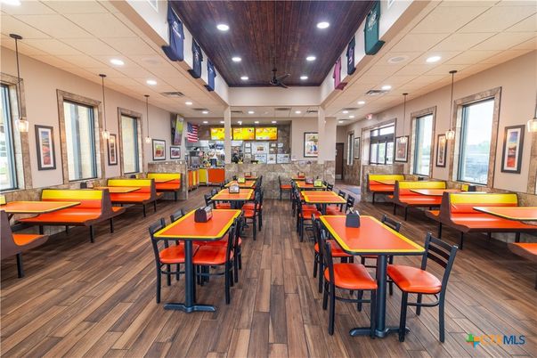Dining room, Interior, Pendant Lights, Recessed Lighting, Wood Texture Flooring