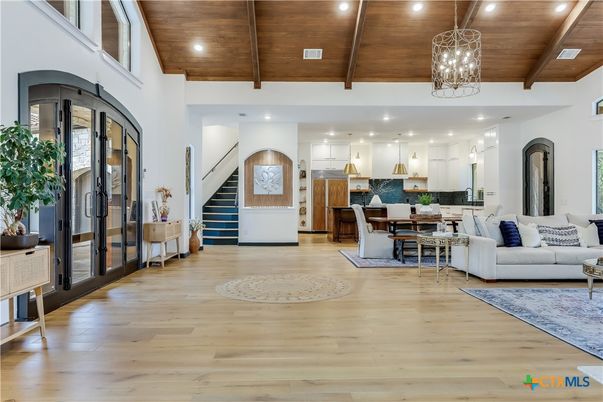 Dining room, Interior, Kitchen, Living room, Pendant Lights, Recessed Lighting, Stainless Steel Appliances, Wooden Beams, Wooden Ceilings, Wood Texture Flooring
