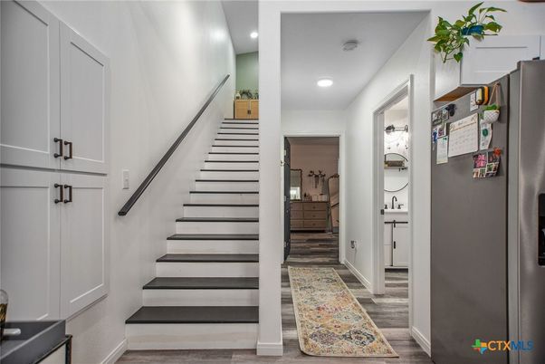 Interior, Recessed Lighting, Wood Texture Flooring
