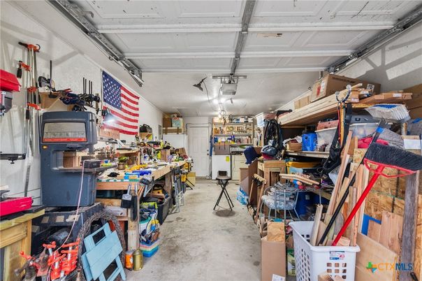 Garage, Interior