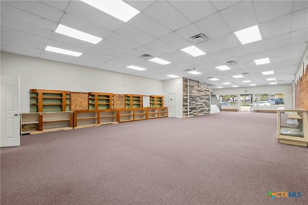 Empty room, Interior, Recessed Lighting, Stone Walls