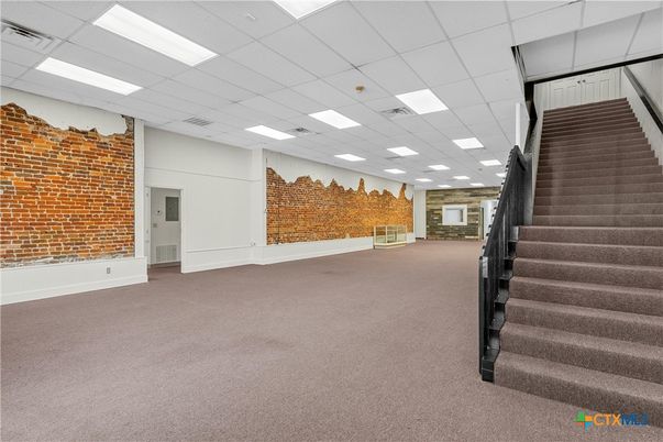 Empty room, Interior, Recessed Lighting, Stone Walls