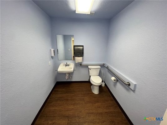 DE Listing image placeholder