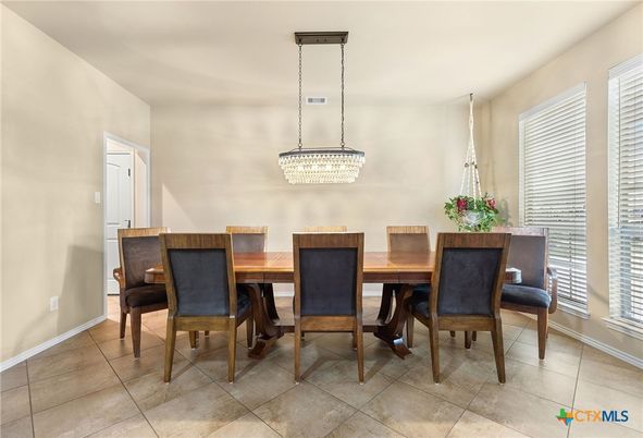 Chandelier, Dining room, Interior