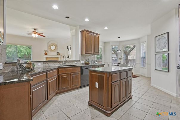 Fireplace, Interior, Kitchen, Pendant Lights, Recessed Lighting