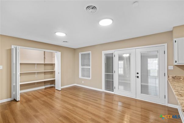 Empty room, Interior, Recessed Lighting, Wood Texture Flooring