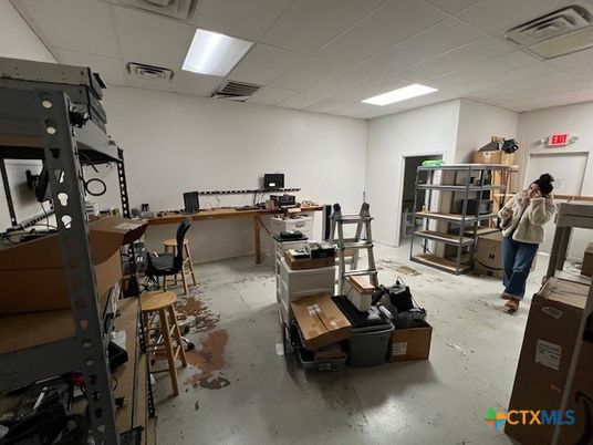 Fitness Equipment, Interior, Recessed Lighting